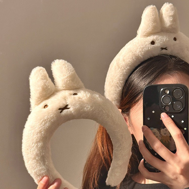 Hair Care Japan Products - Faixa de Cabelo Miffy de Veludo